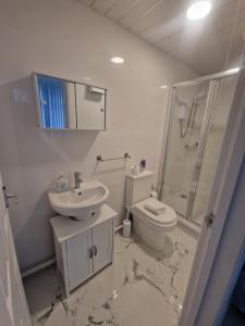 Double Deluxe Ensuite Room