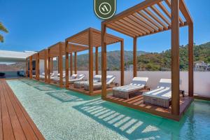 Condo with Balcony - Rooftop Pool with Ocean View
