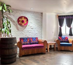 Hotel & Suites Cerro Roj0