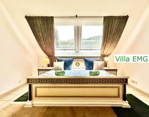Luxury Ferienhaus Spa Villa Gernsbach mit Pool, Sauna, Garten, Kamin bis 22 Personen