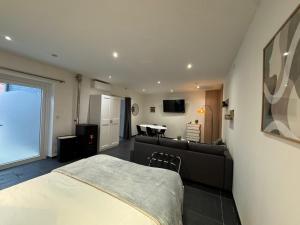 Spacieux Studio Proximité Aéroport Charleroi