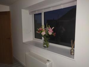 3 bed countryside cottage with use of private pool