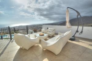 LuxuryVilla HeatedPool CostaAdeje PanoramicSeaView