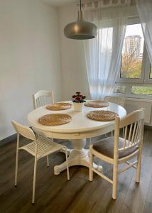 173A Amplio apartamento moderno by R2R Consulting