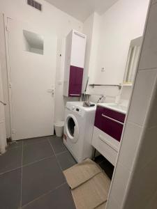 Appartements Appartement situe a Villejuif a 5 minutes du metro ligne 14 : photos des chambres