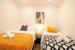 Charming 2 bedroom apartment with WiFi AC in terrific Jersey City