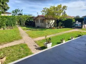 La maison du Bonheur - Chambre Tourterelle - borne de recharge VE - 特雷武