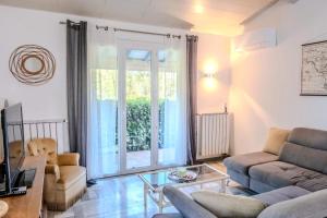 Maisons de vacances La Pinede : photos des chambres