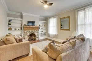 Less Than 1 Mi to ASU Campus Quiet Old Cloverdale Townhome - Millbrook