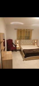 القاهره مدينه نصر مكرم عبيد عقار رقم 32 شارع محمد عوض