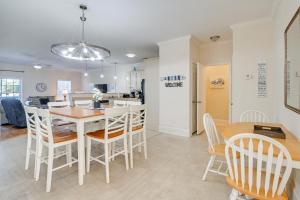2 Blocks to Ocean: Garden City Beach Home w Pool!