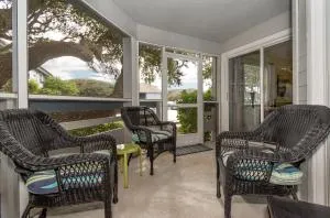 Tastefully decorated Sea Woods Veranda close to Pool & Fitness Room - SV162 - Edgewater