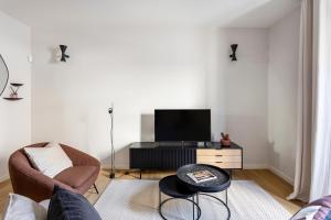 Serra house premium apartments