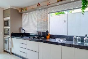 Apto proximo do mar e do Beto Carrero World