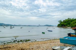 Apto proximo do mar e do Beto Carrero World