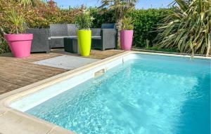 Lovely Home In Audierne With Wifi