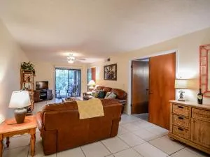 Updated Sea Woods Corner! Near Pool & Beach Access - SC162 - Edgewater