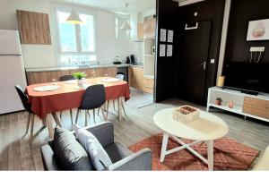 Appartements Cosy Chic au Coeur de Lourdes-Wifi-Parking : photos des chambres