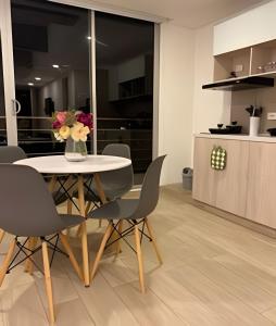Precioso Loft Moderno en Centro Internacional 721
