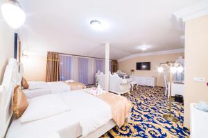 Suite room in Aphrodite Palace