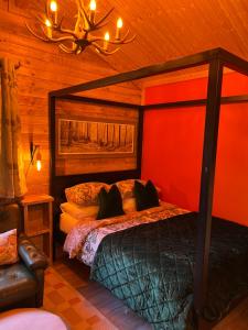 Deer View Cabin - Woodland, beaches and Hot tub