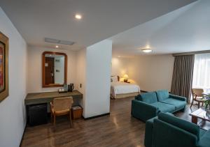 LUOXO Hotel