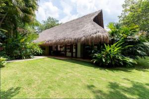 Astonishing 5BR Villa at Mesa de Yeguas