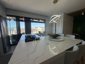 Cobertura com Vista para o Mar a 200m da Praia – Bombas, Bombinhas