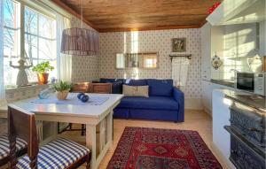 Cozy Home In Borlänge With Lake View