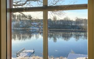 Cozy Home In Borlänge With Lake View