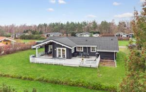 Awesome Home In Væggerløse With Sauna