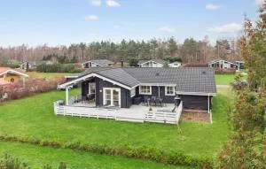 Awesome Home In Væggerløse With Sauna - Væggerløse