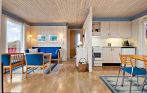 Lovely Home In Hjørring With Wifi