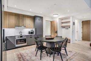 Electric Pass Lodge 604 by Snowmass Mountain Lodging