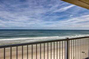 Beautiful Beachfront Condo - PT501