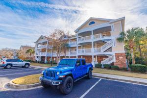 Cozy 2BR at Barefoot! Perfect for 4! Unit 414