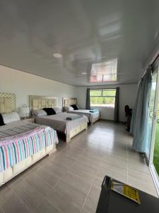 Casa campestre Los Nogales BC