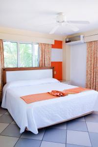 Las Olas Beach Resort