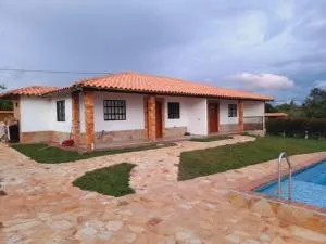 Cabañas El Sol - 彼德奎斯塔