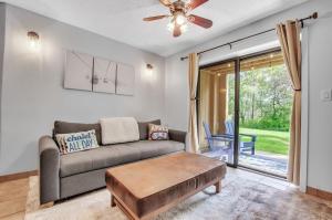 King Bed Patio Scenic Views Pickleball