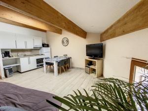Appartements Saint Michel, T3 centre de Gigean : Appartement 2 Chambres