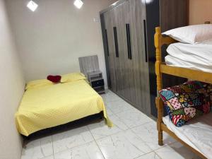 Piscina, Churrasqueira, Ar Condicionado e 3 Vagas de Garagem