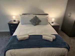 Modern - City Centre - 2BR APT