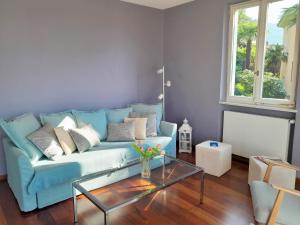 Villa Dora Attika by Fewotessin