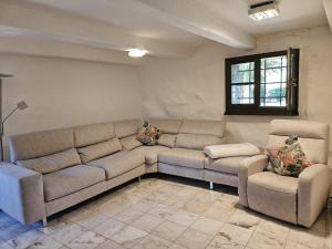 Rustico La Rocca by Fewotessin