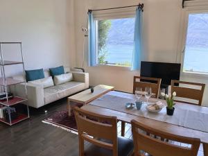 Casa Pipistrello by Fewotessin