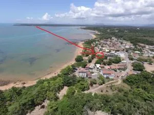 Casa em frente à Praia dos Padres - Santa Cruz