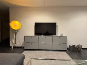 Miracle House Leonberg mit Terrasse Parkplatz - 格尔林根