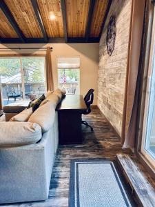 Lake Tahoe Incline Beach Ski Pool Pets Casino