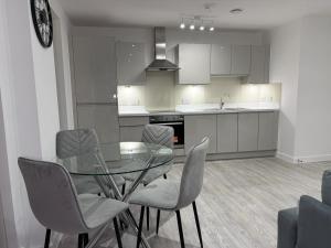 Serenity Waterfront 2 Bed Apartment